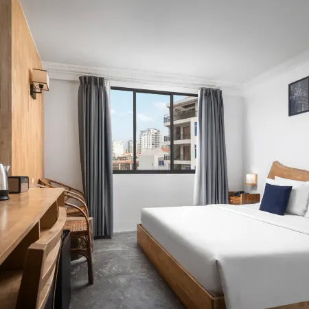 Pacific Hotel Отели рядом с достопримечательностью «Торговый Центр Сория»