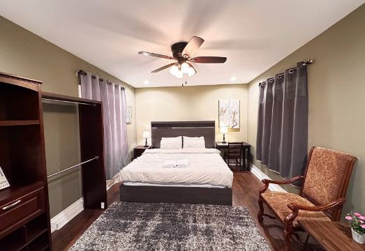 The Quiet Lux Room 침대