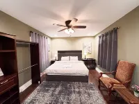 The Quiet Lux Room #3 with KB(Kingsize Bed)