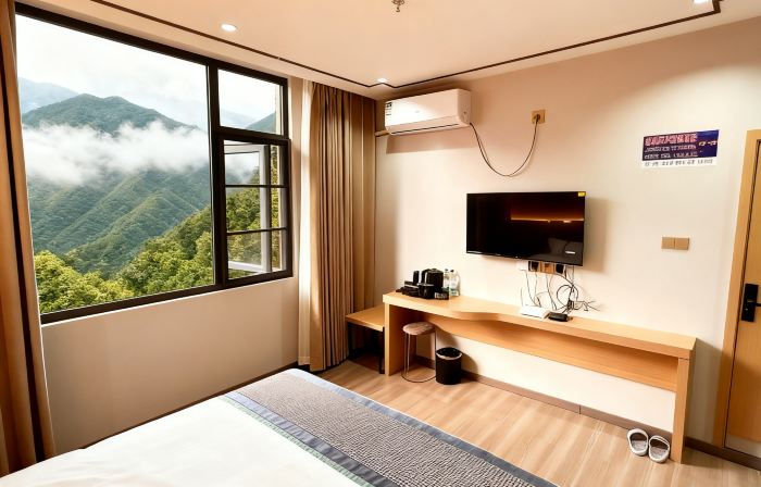 Motuo Yunteng Hotel