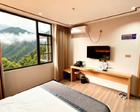 Motuo Yunteng Hotel Hotels in Motuo