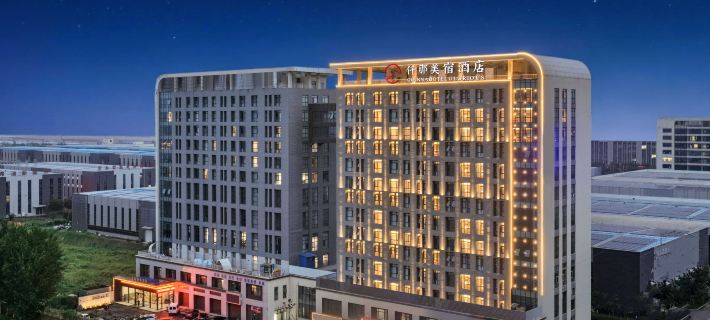 QIANNA HOTEL GLORIOUS (Xinxiang Vocational and Technical College Pingyuan Lake Campus Store) Hotéis em Xinxiang
