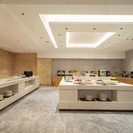 Yazhi Collection Hotel