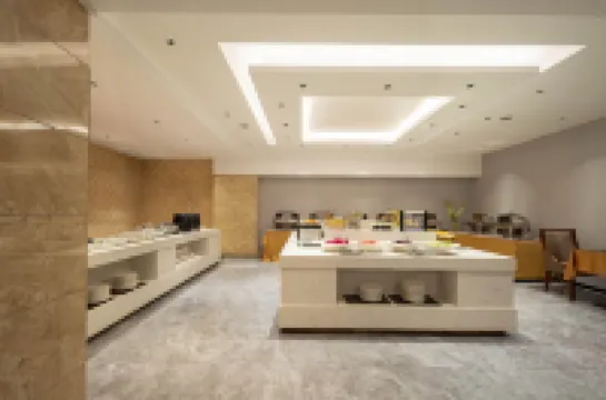 Yazhi Collection Hotel