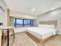 Haojingxuan Hotel, Shaoxing Olympic Sports Center, Houshu Road Subway Station Branch