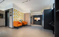 7 Days Inn Express(Shanwei Second Road Food Street Branch)