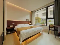 Huaniansu Homestay (Wansui Mountain Song Dynasty Martial Arts City)