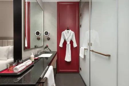 Mövenpick by Accor Shanghai People's Square