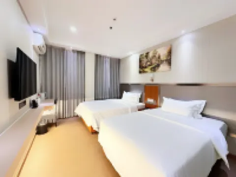 輕雲酒店（珠海斗門御溫泉店） 鄰近排山的酒店