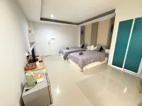 PN Resident Hotels near THE BOX