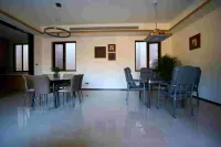 Qiyun Hot Spring Resort Hotel at Dongfengyun