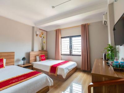 Candy Hotel