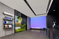 Haining Xia Sha Outlet Wenhai North Road Light Hotel