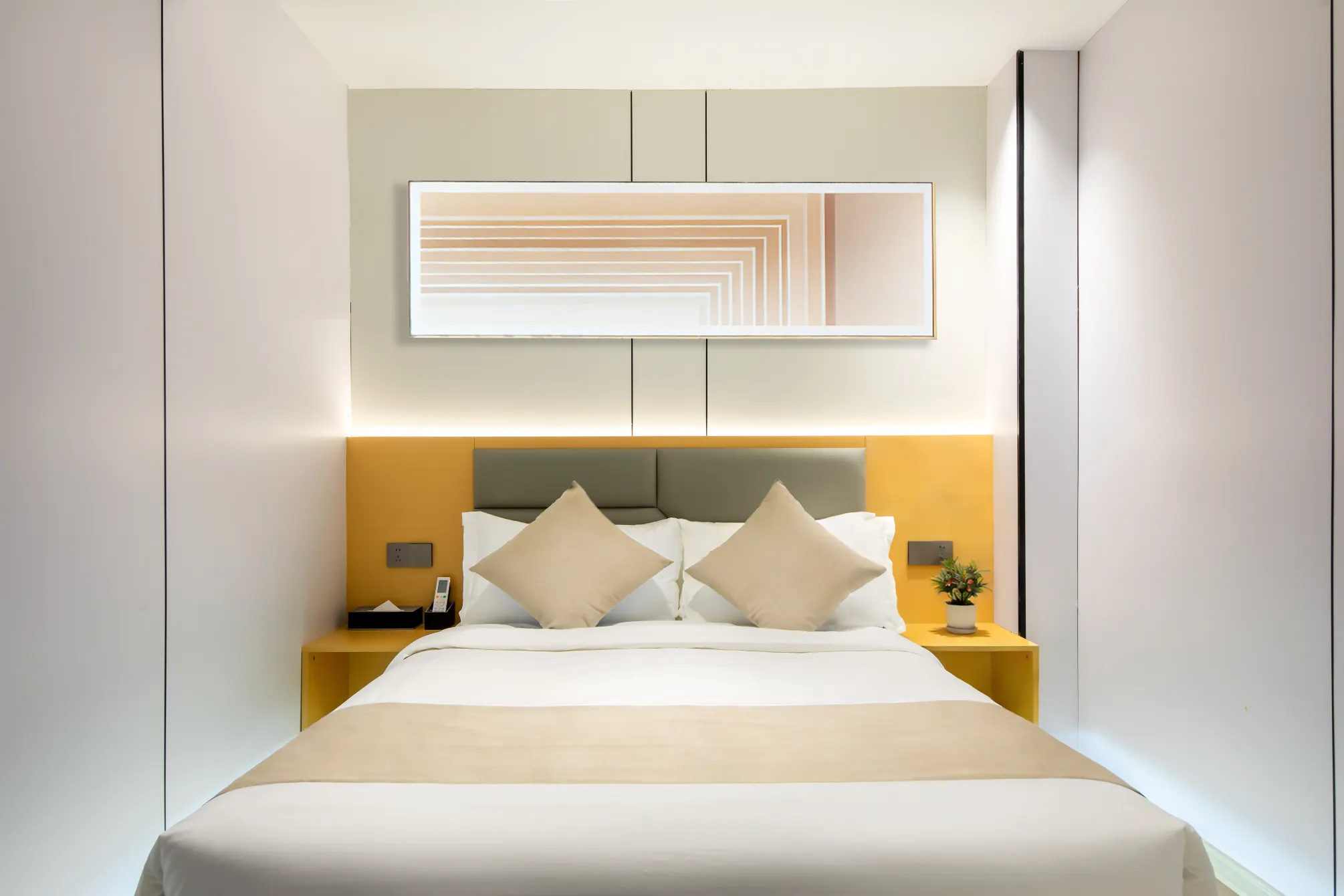 Blue Shadow Light Elegance Hotel (Taoxichuan Road) Zimmer Photos