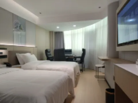 Le'an Royal Court Hotel (Sijiu Square Le'an Bus Station)