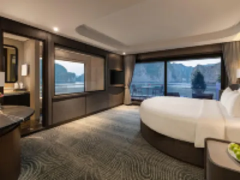 Tulip Cruise by HAG Hotels in Ha Long City