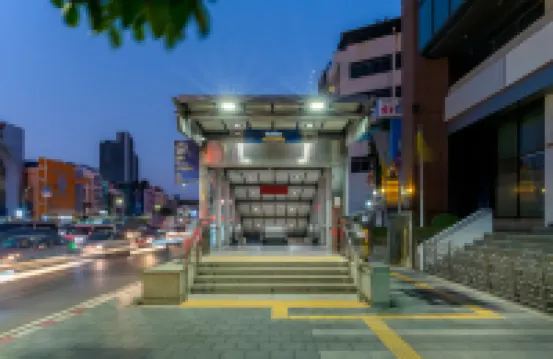 โรงแรมแอท หัวลำโพง โรงแรมใกล้ท่าเรือสี่พระยา