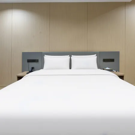Homeinn Fairyland Hotel (Longgang)