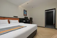 โรงแรมอีสปอร์ตจูลง (สาขา จัตุรัสวัดขงจื๊อ เต๋อหยาง)