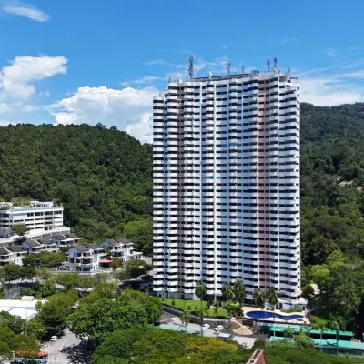 Green Ocean Seaview Apartment Hotel berhampiran Teddyville Museum Penang