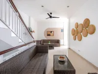 Cove Riendu Guesthouse Hotels near Berawa