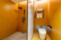 Atlant Business Hotel - parking