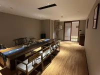 Yuanxiang Hotel (Henan Art Center, CBD International Convention and Exhibition Center Branch) Hotels near ZZICEC