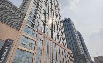 2. Youtu Hotel (Hanlefang, Weihai Station