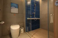 Kyriad Hotel (Tengchong East Lake Park Branch) - Parking