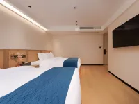 Floral Hotel · Hongkeng Slow Retreat | Forest Stream Mountain Healing Villa (Oedo Hot Spring Branch) Hotels in Jiande