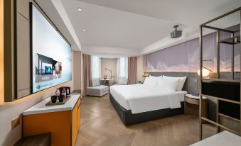 Guangdong Mansion (Guangzhou Zhujiang New Town Wuyangcun Metro Station Store)