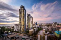 Centric Sea Pattaya Condo by Allen - インフィニティプール