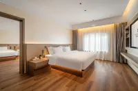 Rezen Huasheng Resort Hotel (Nalati Scenic Area)