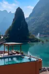 The love of the mountains and rivers of Haokun Lake