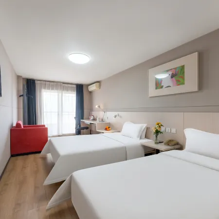 Jinjiang Inn (Kunshan Development Zone JinPu Bridge Subway Station Hotel) Отели в г. Куньшань