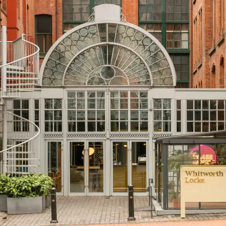 Whitworth Locke Отели рядом с достопримечательностью «Концертный зал O2 Apollo Manchester»