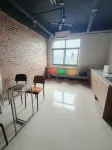 Oni's Meow Hostel (Wanshou Palace Bayi Hall)