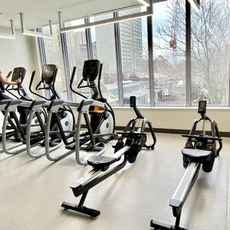 Toronto Downtown Apartment Rooms near Eaton