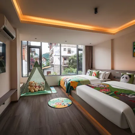 Yue Yunjing | SUNNY HOUSE Vacation Apartment (Libo Xiaoqikong East Gate Ticket Hall)