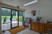 Motel 6 Cartersville, GA