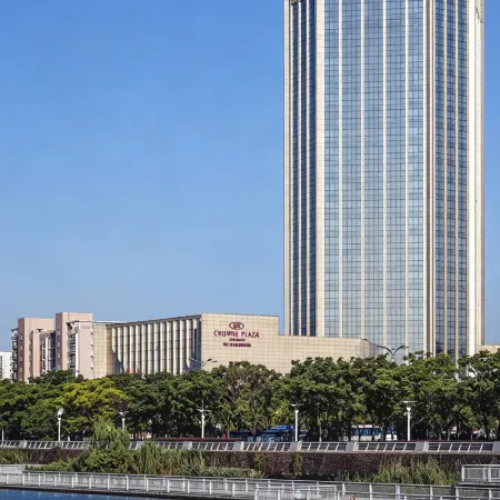 Crowne Plaza ZHENJIANG by IHG