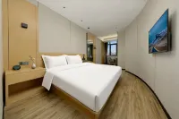 Roland Hotel (Sanya Haitangwan Linwang Night Market Branch)