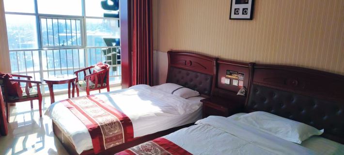 Huayi Hotel Zhangbei Bus Station Head Office Hotels in Zhangbei
