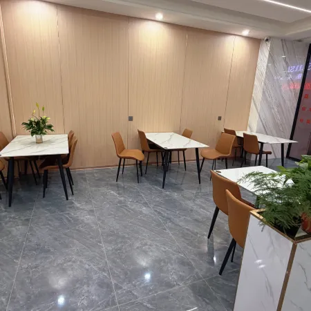 Shelaton International Hotel