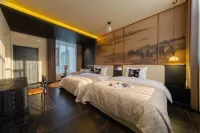 Moye Ruhua | Shangri-La Light & Shadow Retreat (Dukezong Old Town) - 4-Star