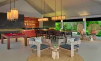 Vignette Collection NOKU MALDIVES by IHG - С баром