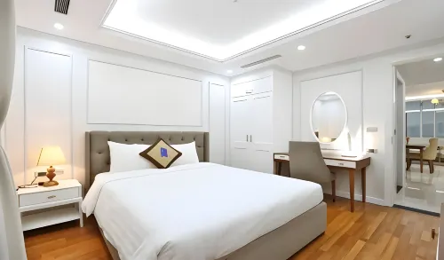 Paradise Nguyen Du 2BR - 2성급