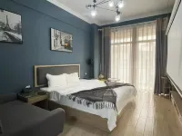 Qianshe Movie Theme Smart Apartment - Condos
