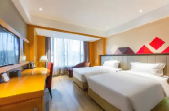 柏庭國際飯店（黃石大冶北站雨潤國際廣場店）