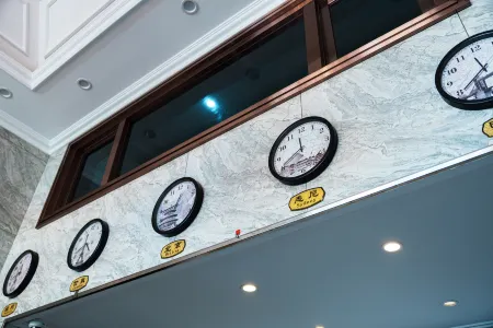 Dehui Ruijia Business Hotel